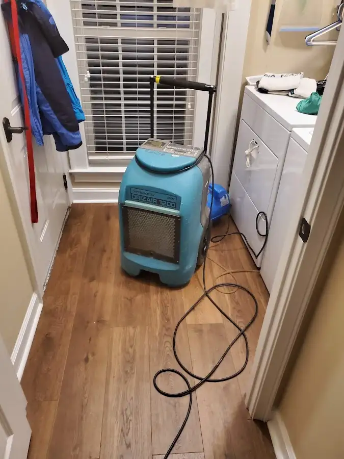 Commercial dehumidifier deployed for Flood Damage Cleanup in Philadelphia